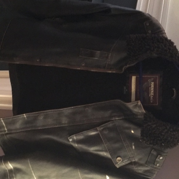 Hawks & Co - Picture 2 of 2